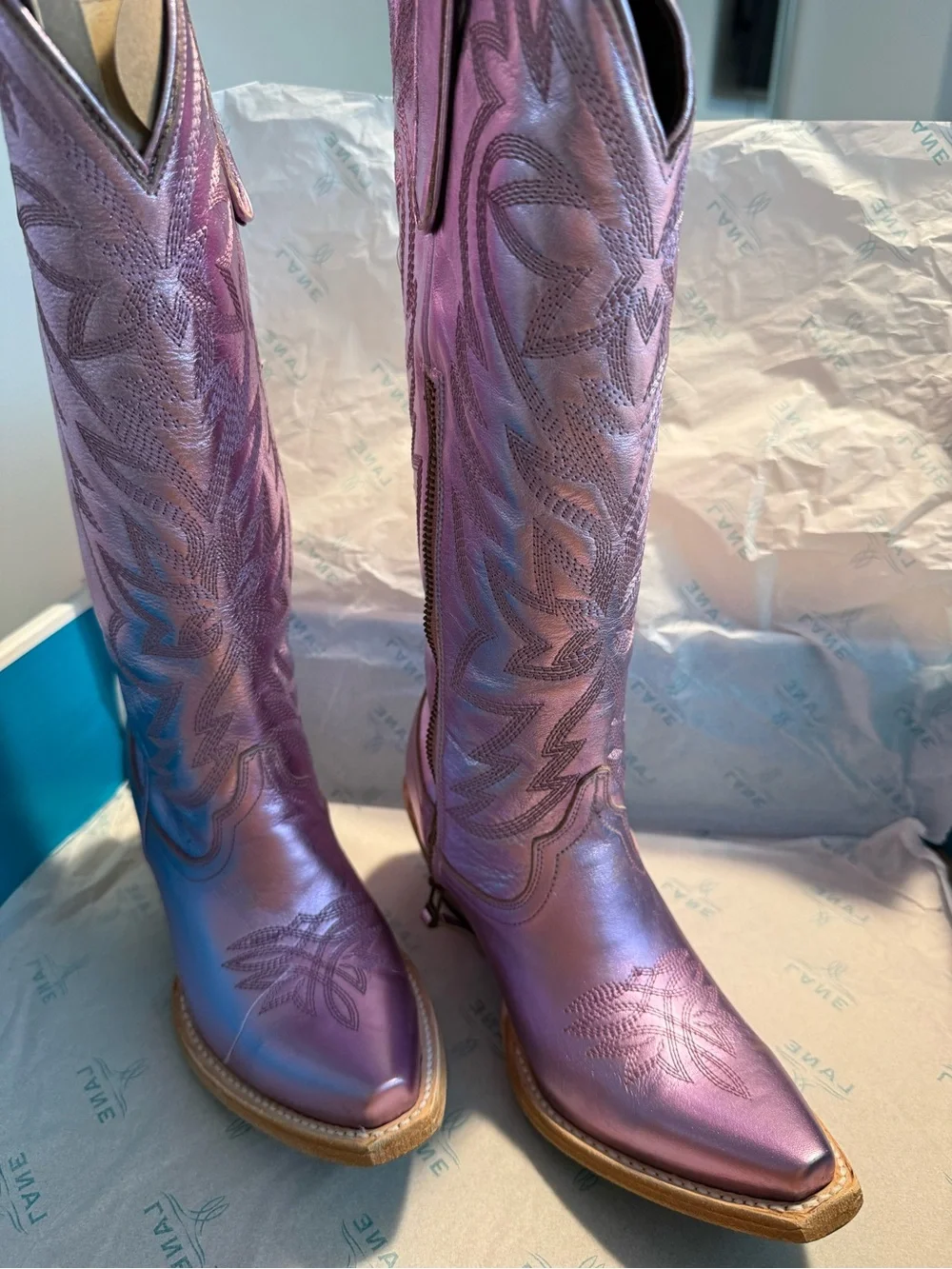 Lane Boots Smokeshow Cowboy Boots in Lavender Metallic - Picture 5 of 8